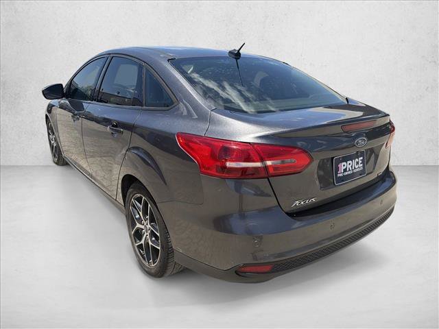 Used 2018 Ford Focus SEL FWD image 3
