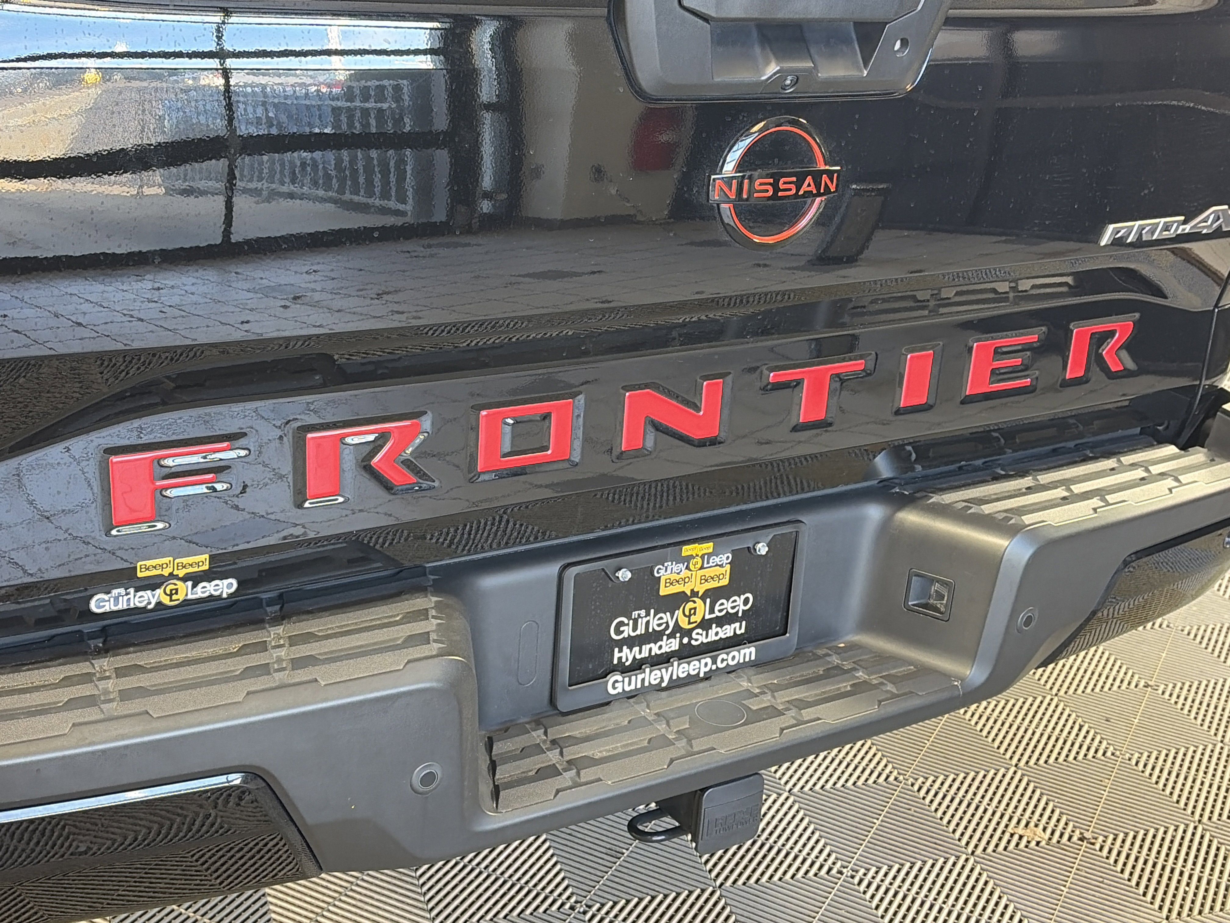 Used 2022 Nissan Frontier PRO-4X image 16