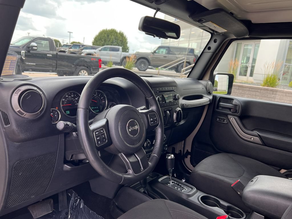 Used 2016 Jeep Wrangler Sport w/ Quick Order Package 24S AWD/4WD image 9