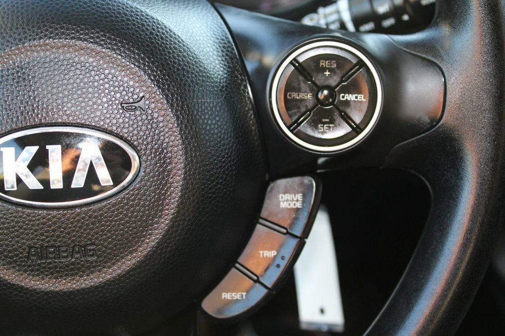 Used 2017 Kia Soul w/ Convenience Package image 26