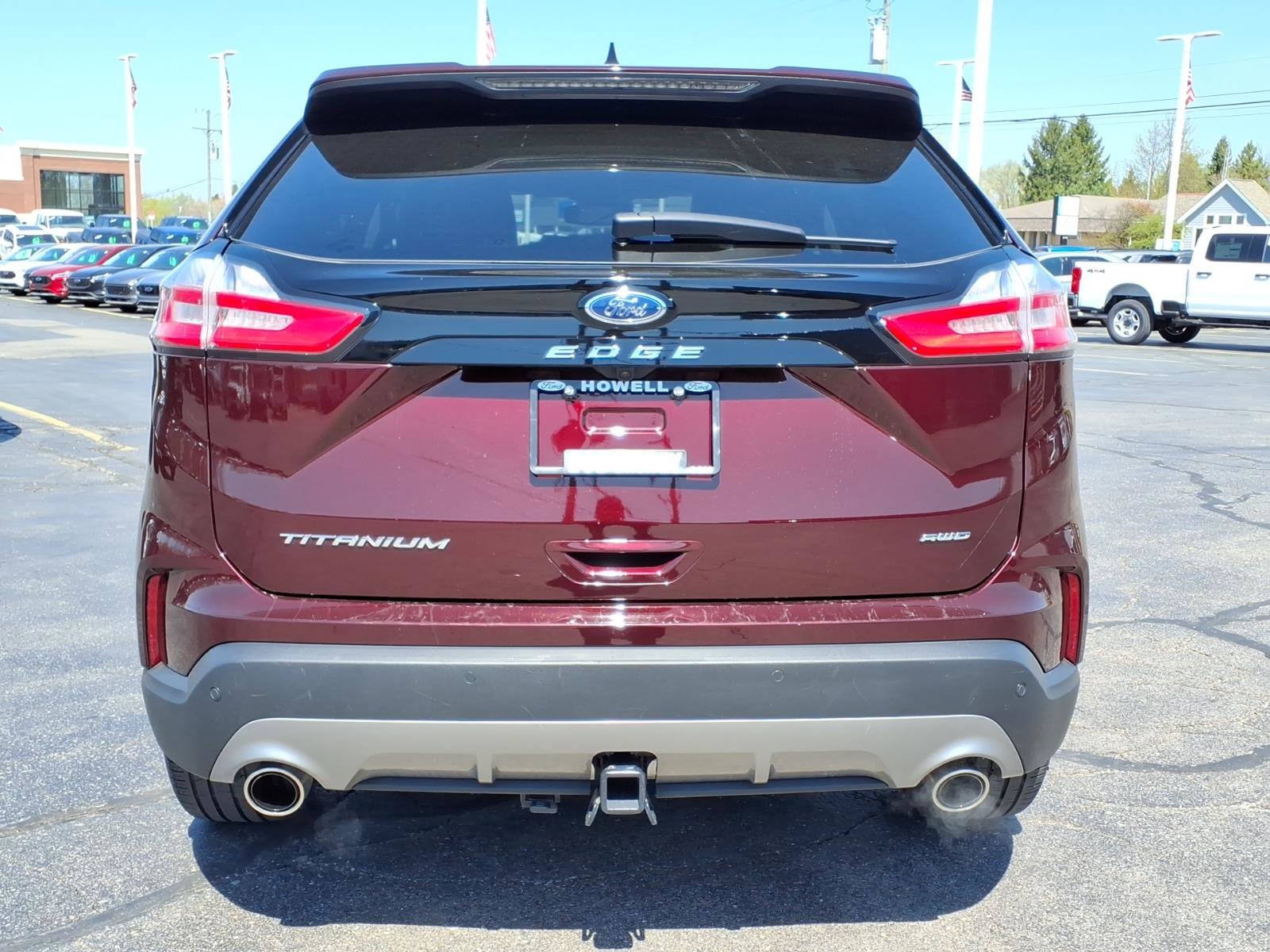 Used 2023 Ford Edge Titanium w/ Class II Trailer Tow Package AWD/4WD image 10