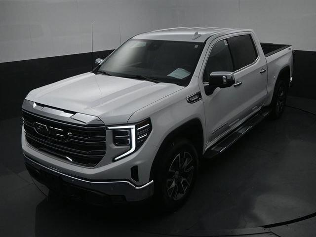 Used 2024 GMC Sierra 1500 SLT AWD/4WD image 32