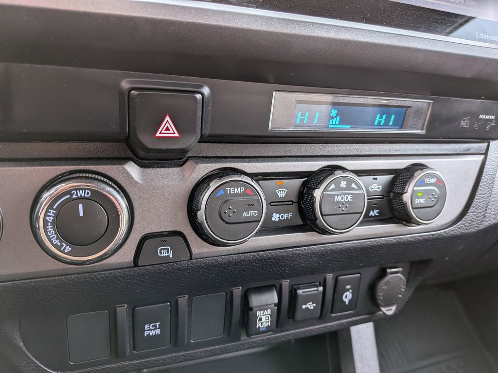 Used 2021 Toyota Tacoma TRD Off-Road image 20