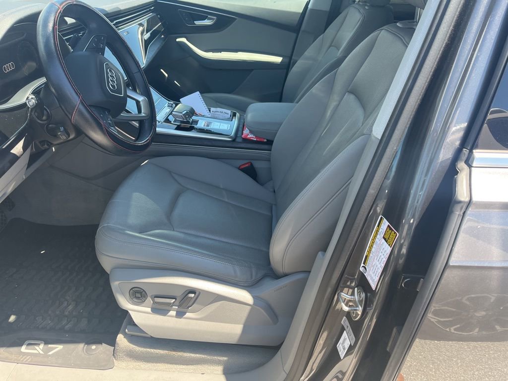 Used 2023 Audi Q7 3.0T Prestige AWD/4WD image 10