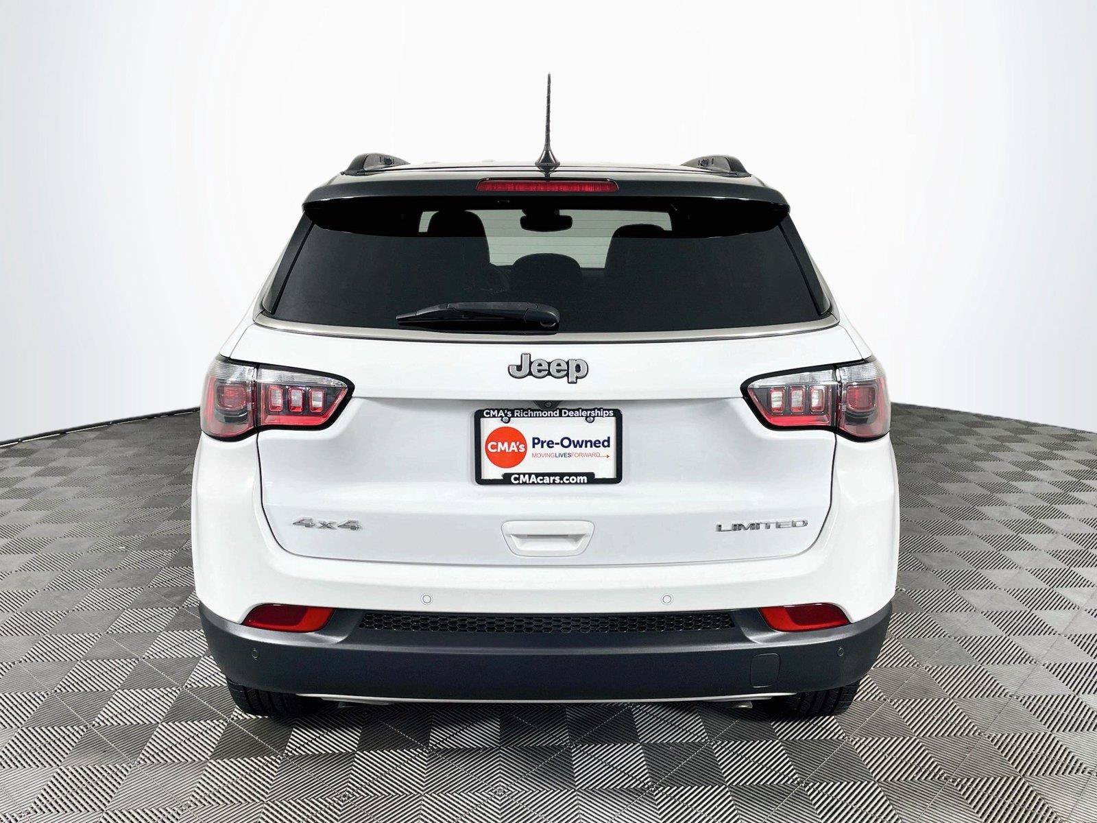 Used 2023 Jeep Compass Limited AWD/4WD image 7