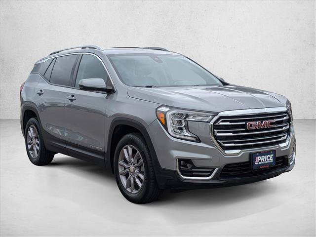 Used 2023 GMC Terrain SLT AWD/4WD image 3