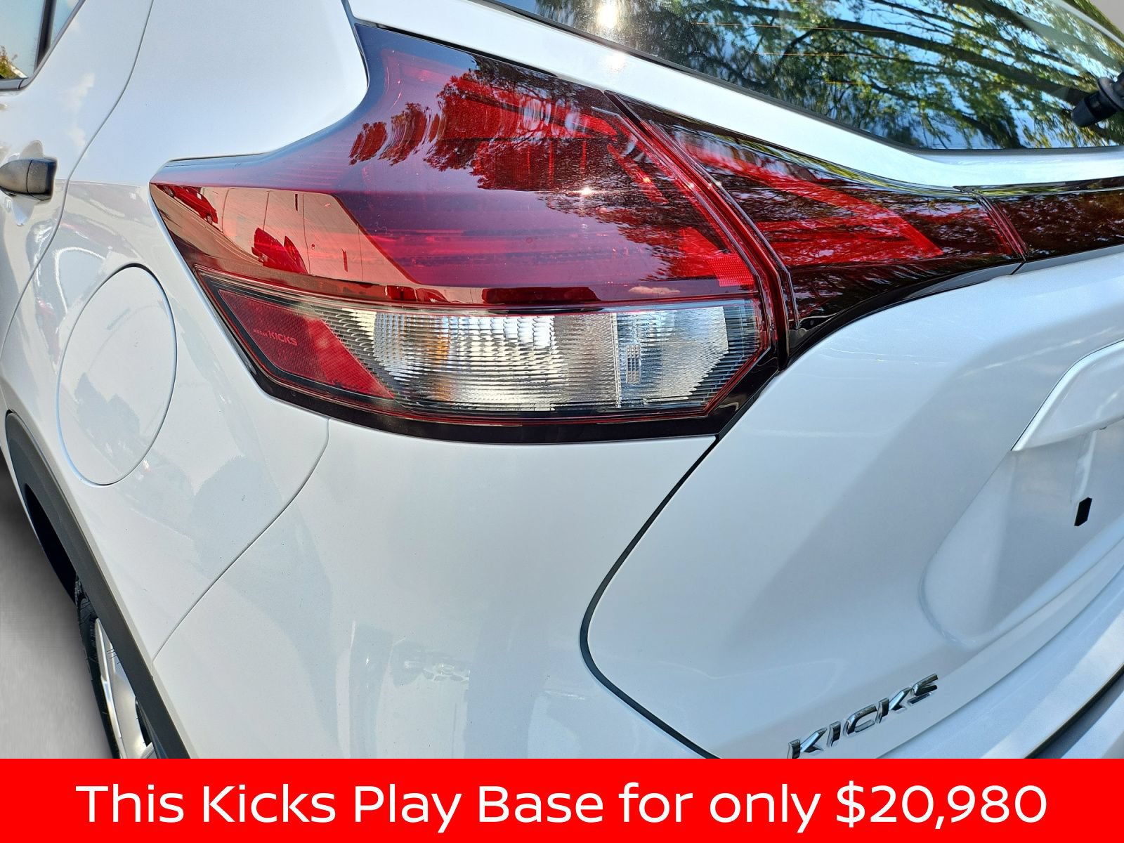 Used 2025 Nissan Kicks Play S FWD image 20
