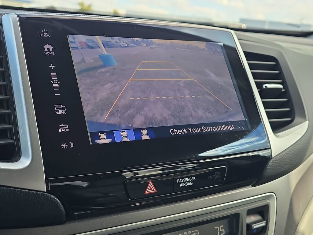 Used 2017 Honda Ridgeline RTL-T image 16