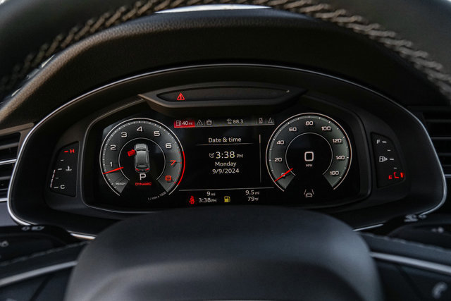 Used 2025 Audi Q7 3.0T Premium Plus image 14