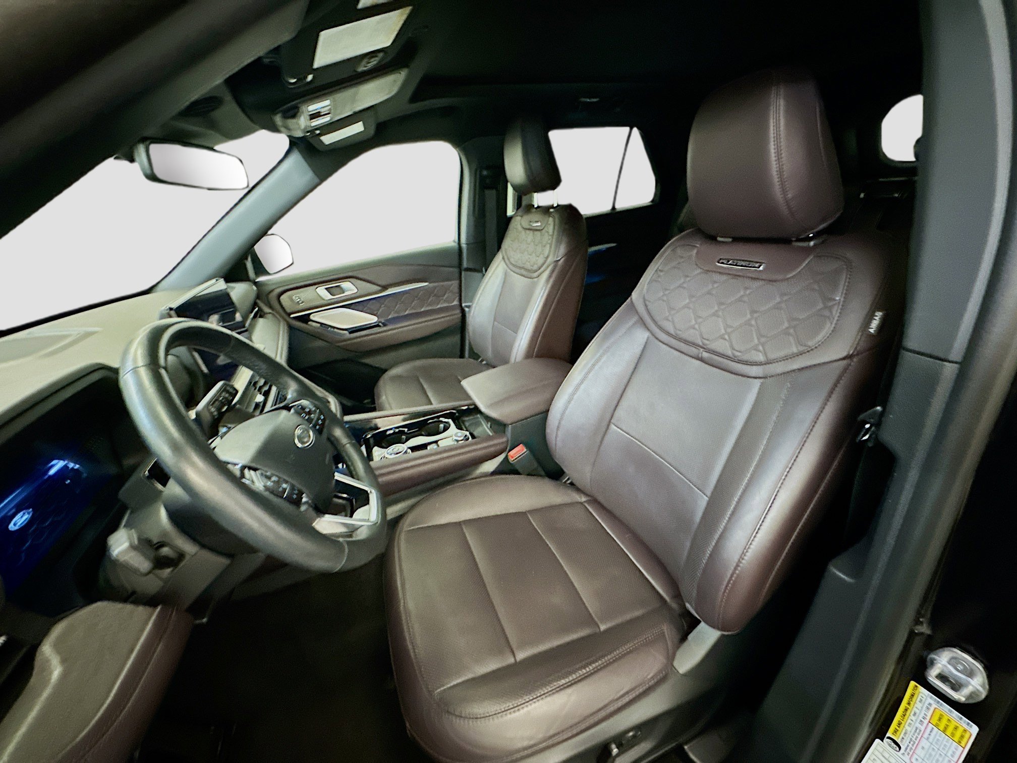 Used 2025 Ford Explorer Platinum w/ LUX Leather Package image 13