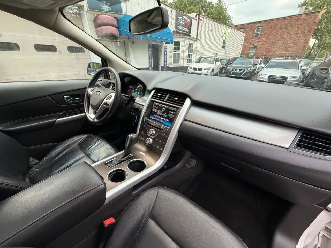 Used 2014 Ford Edge SEL w/ Equipment Group 205A AWD/4WD image 38