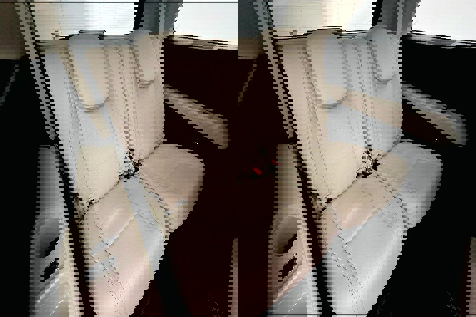 Certified 2021 Mercedes-Benz GLS 450 4MATIC image 36