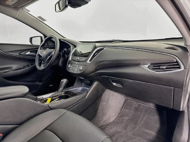 Used 2020 Chevrolet Malibu Premier FWD image 31