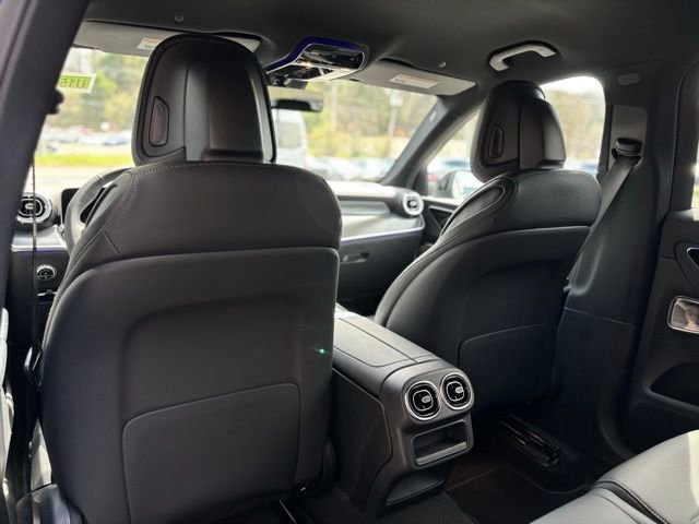 Used 2026 Mercedes-Benz GLC 300 4MATIC image 23