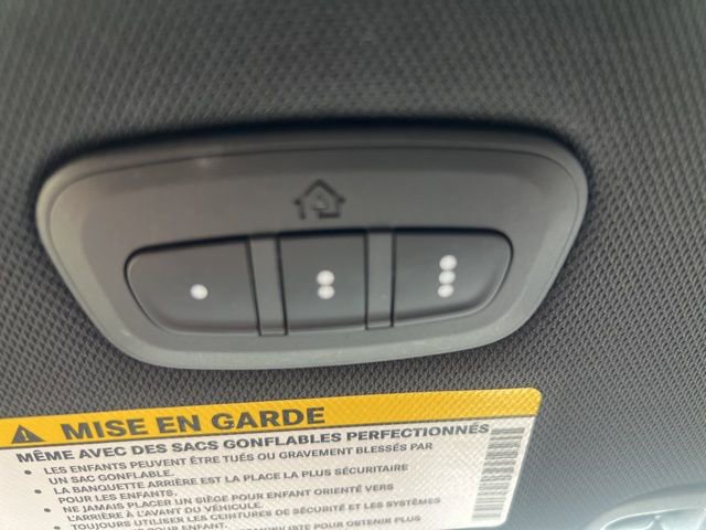 New 2026 Chrysler Pacifica Select image 35