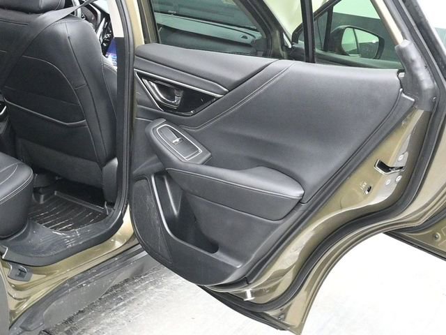 Used 2022 Subaru Outback Limited image 12
