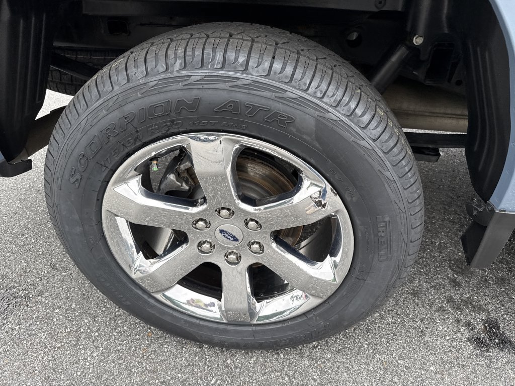 Used 2023 Ford F150 Lariat w/ Trailer Tow Package AWD/4WD image 17