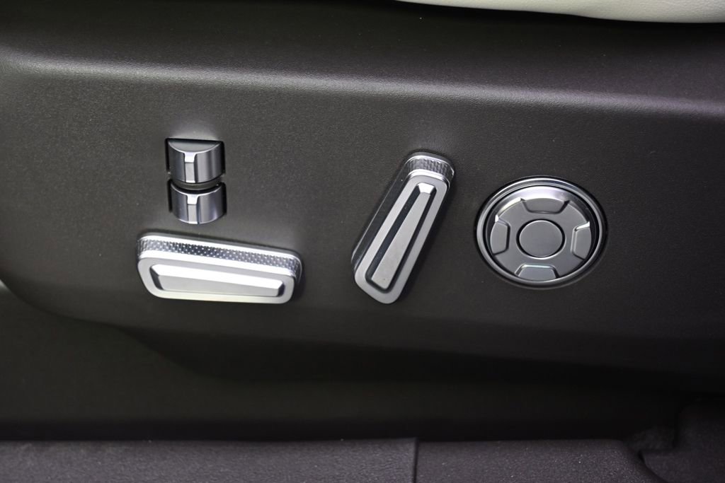 New 2026 Lincoln Nautilus Black Label w/ Jet Appearance Package image 14