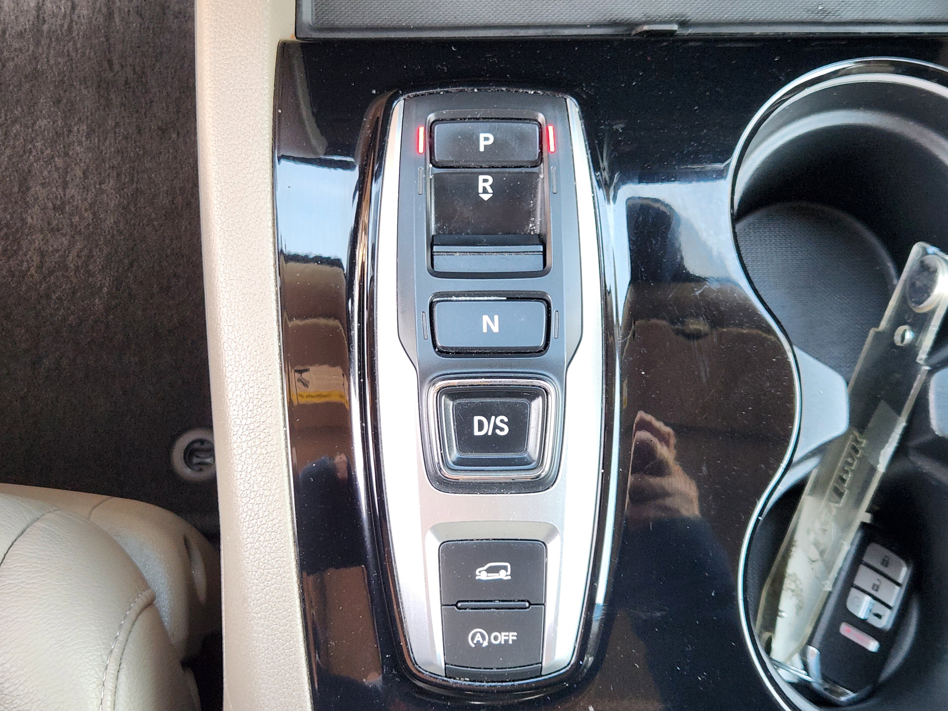 Used 2021 Honda Pilot Touring image 13