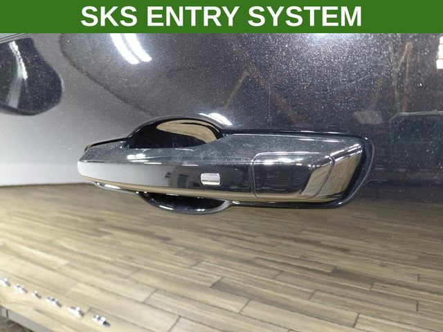 Used 2026 Chevrolet Equinox LT AWD/4WD image 9
