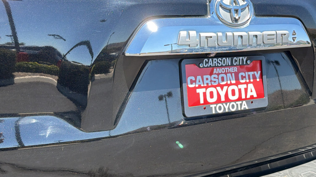 Used 2011 Toyota 4Runner Limited AWD/4WD image 27