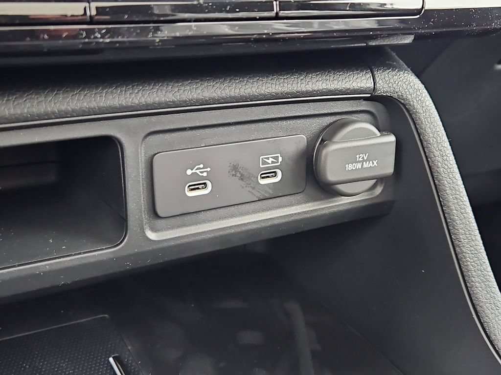New 2026 Honda Pilot Black Edition image 13