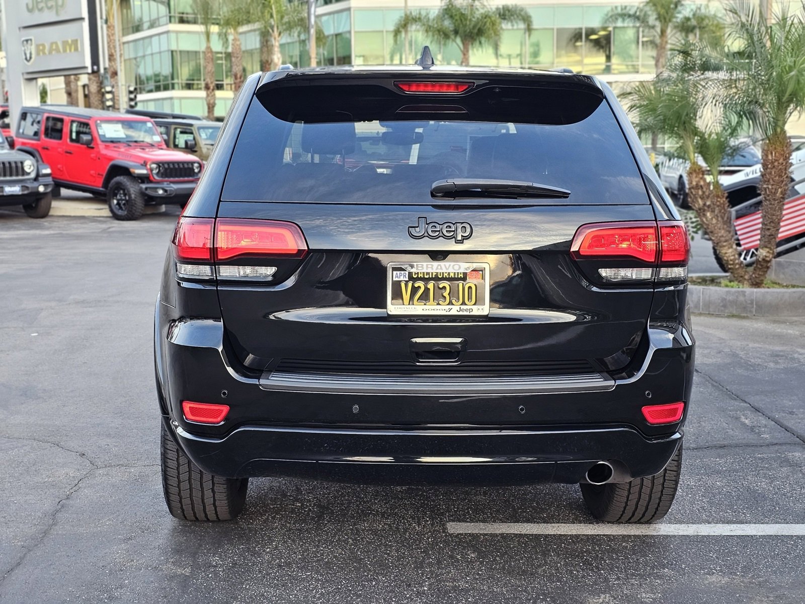 Used 2020 Jeep Grand Cherokee Altitude image 6