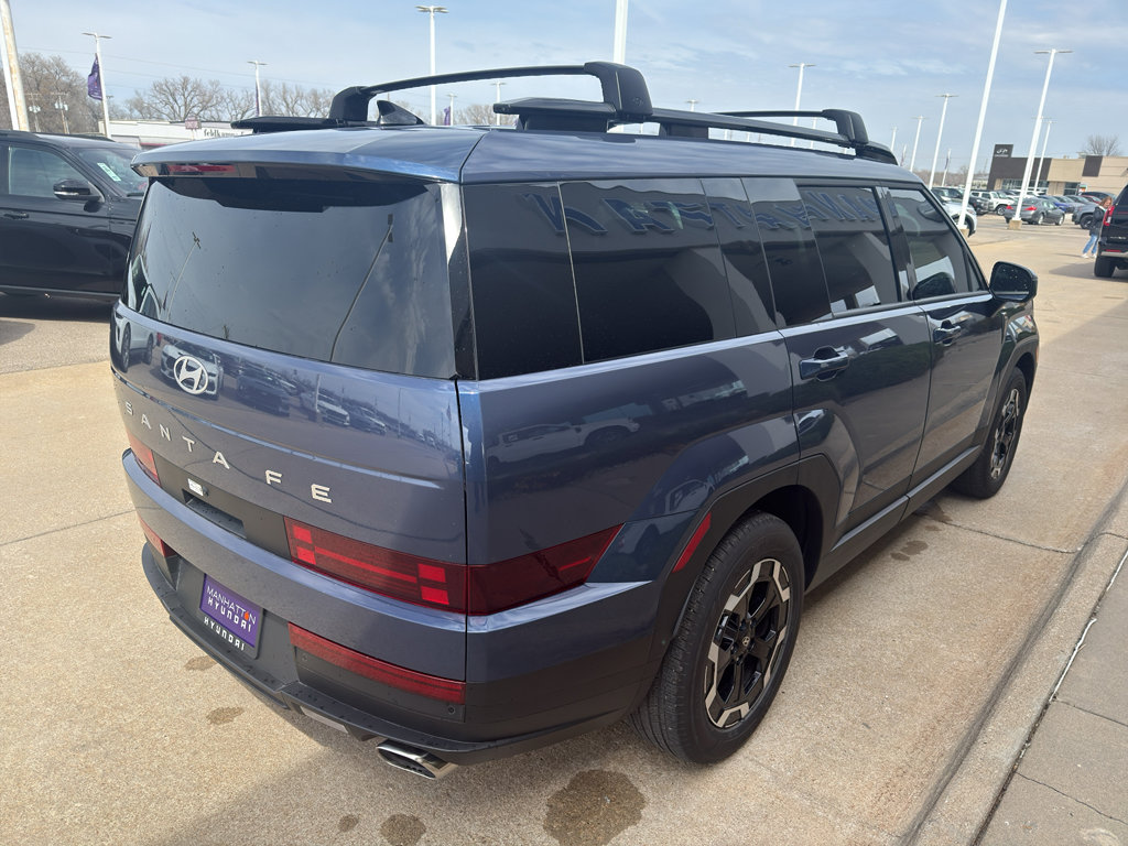 Used 2025 Hyundai Santa Fe SEL FWD image 5
