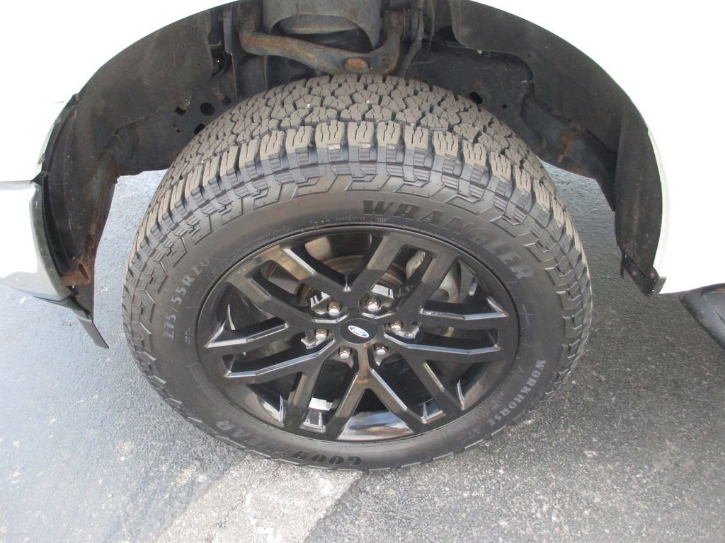 Used 2020 Ford F150 XLT w/ Trailer Tow Package image 15