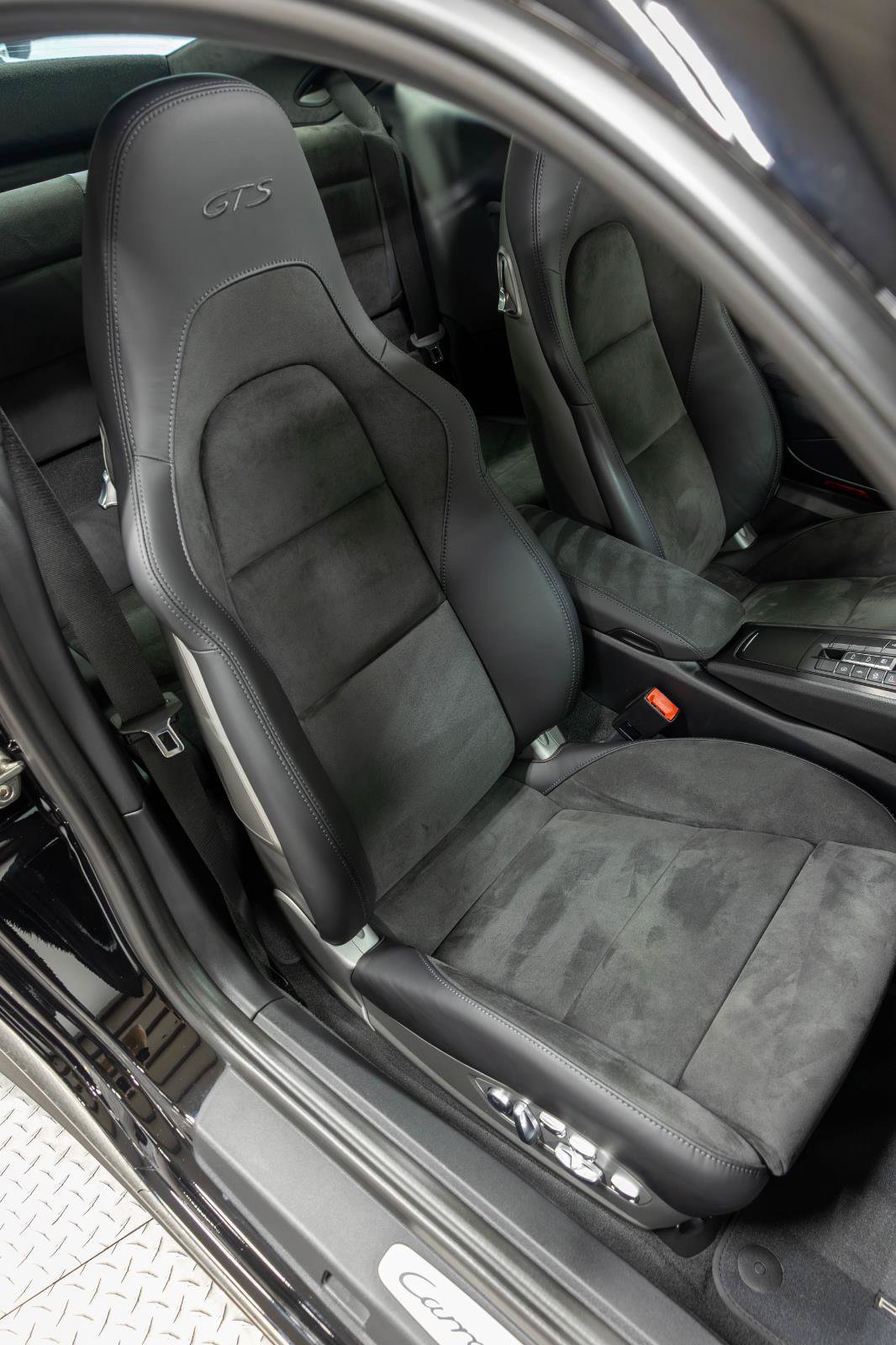 Used 2019 Porsche 911 Carrera GTS RWD image 83