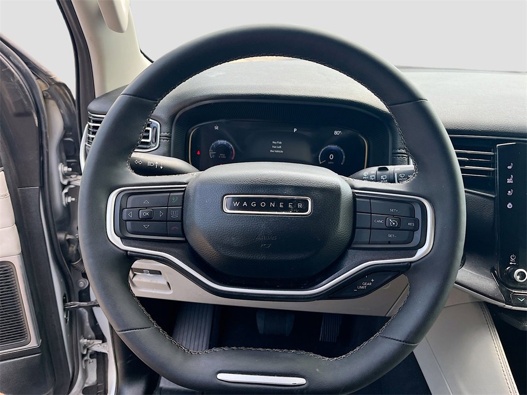 Used 2023 Jeep Wagoneer 4WD w/ Premium Group I image 11