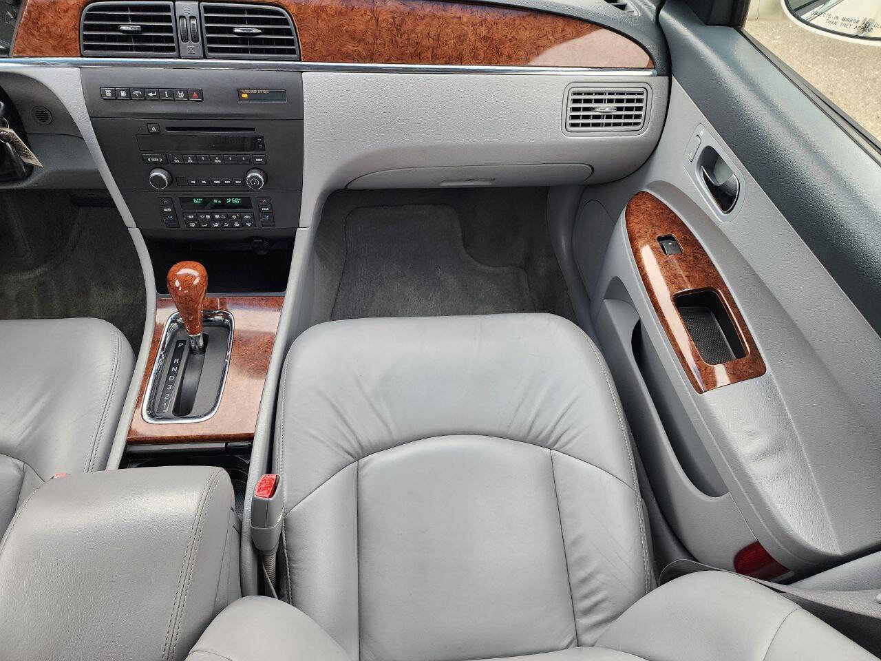 Used 2005 Buick LaCrosse CXS image 14