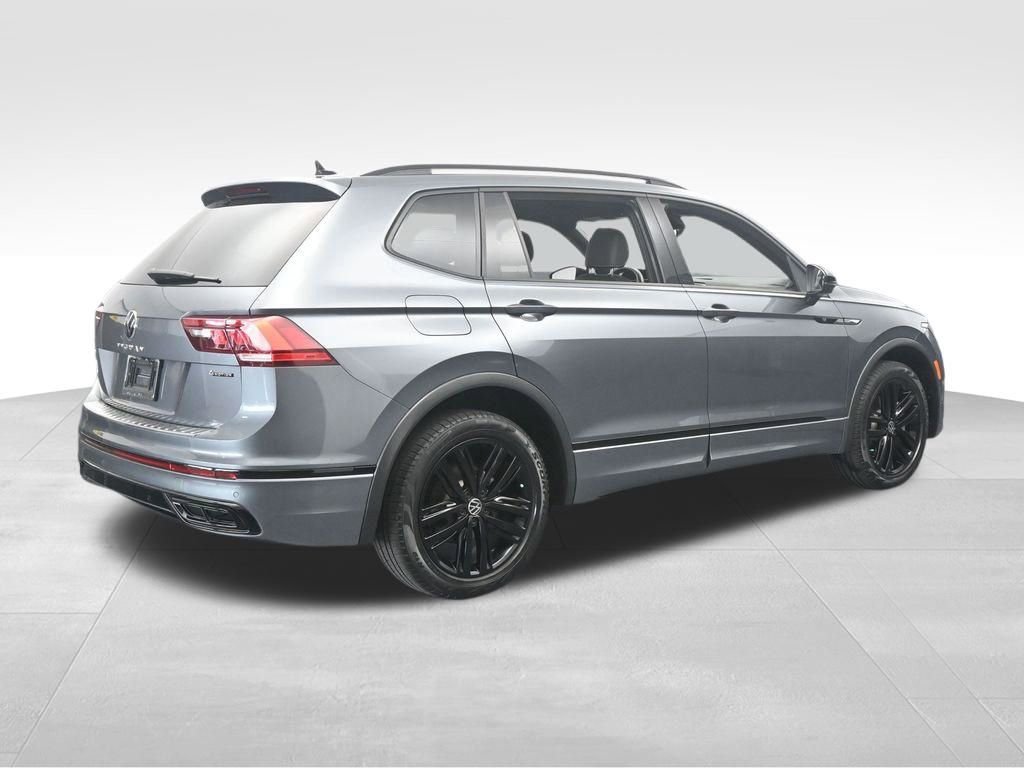 Used 2022 Volkswagen Tiguan SE R-Line AWD/4WD image 6
