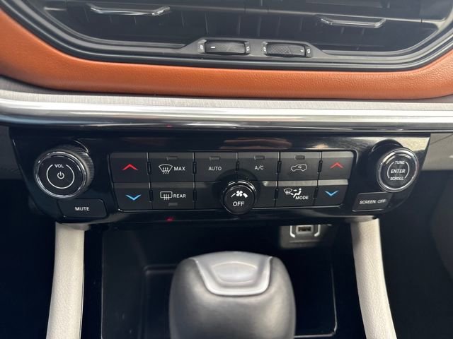 Used 2023 Jeep Compass Limited w/ Sun and Sound Group image 31