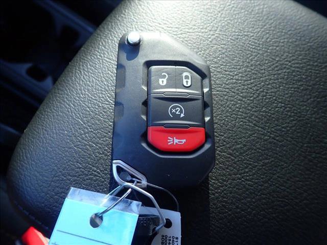 New 2025 Jeep Gladiator Sport AWD/4WD image 23