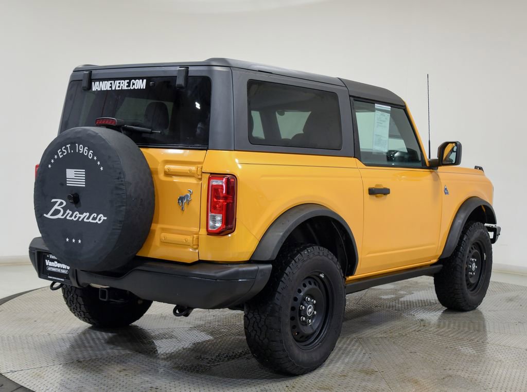 Used 2021 Ford Bronco Black Diamond image 13