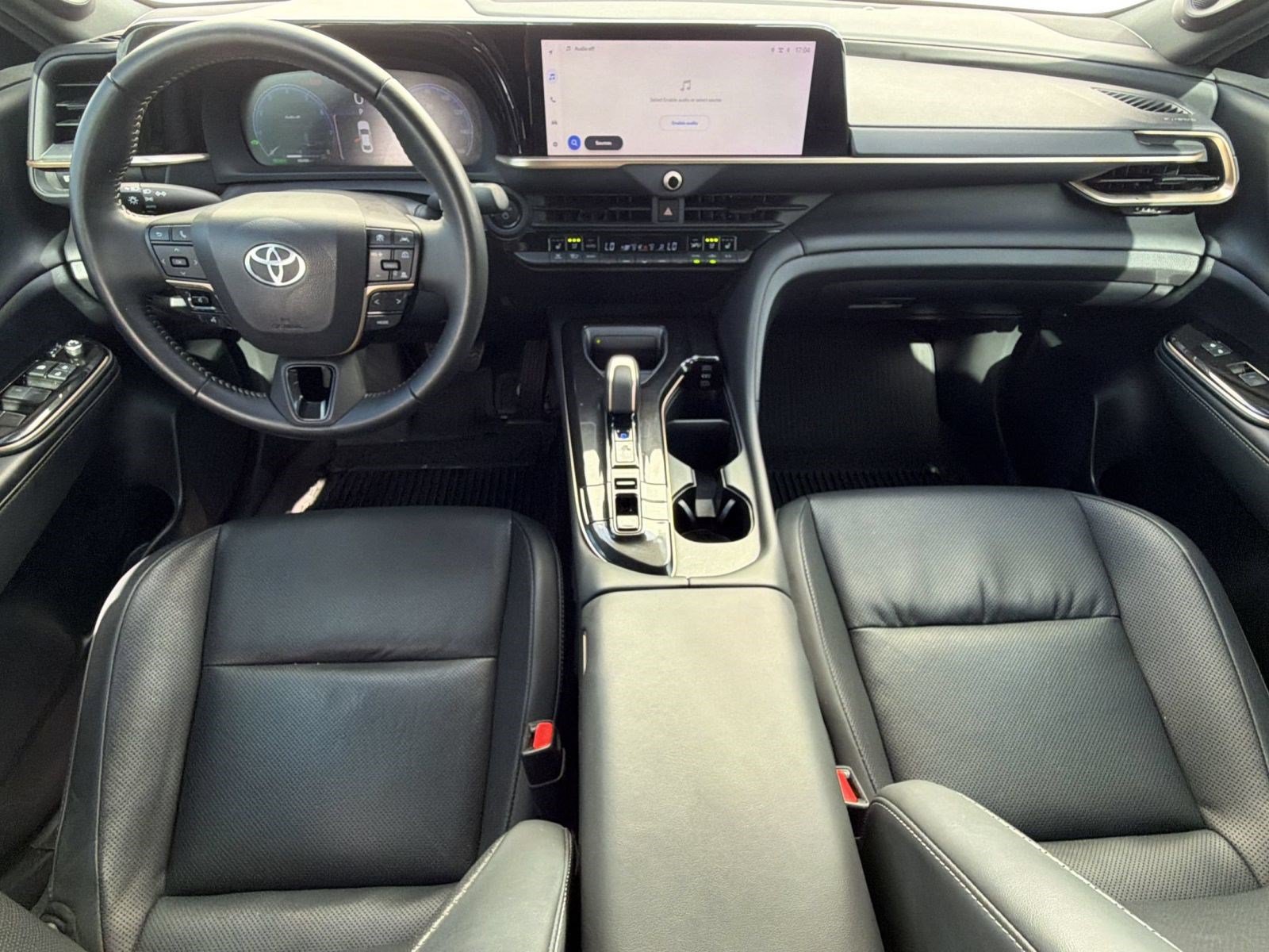 Used 2024 Toyota Crown AWD/4WD image 16
