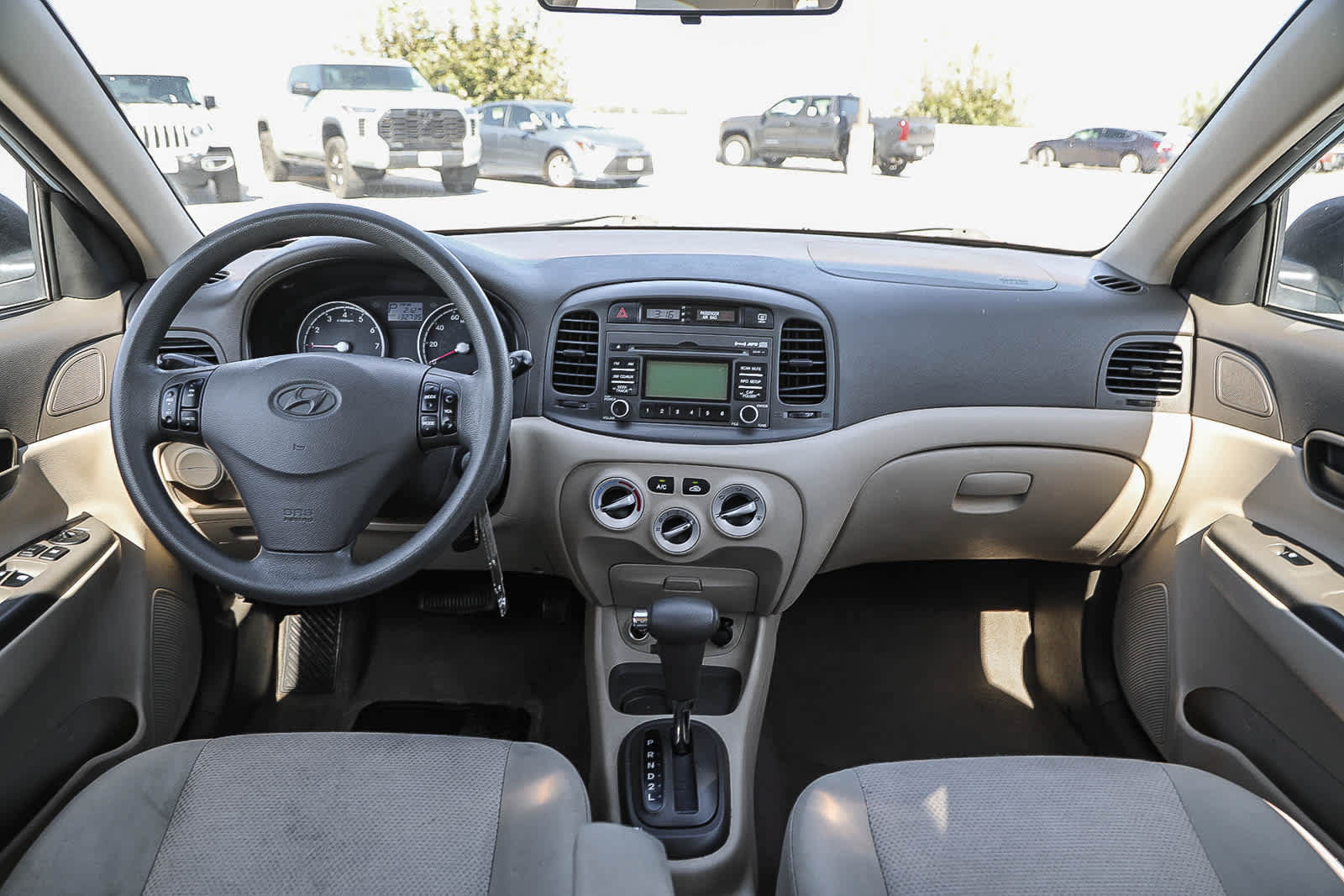 Used 2011 Hyundai Accent GLS w/ Premium Pkg 4 FWD image 11