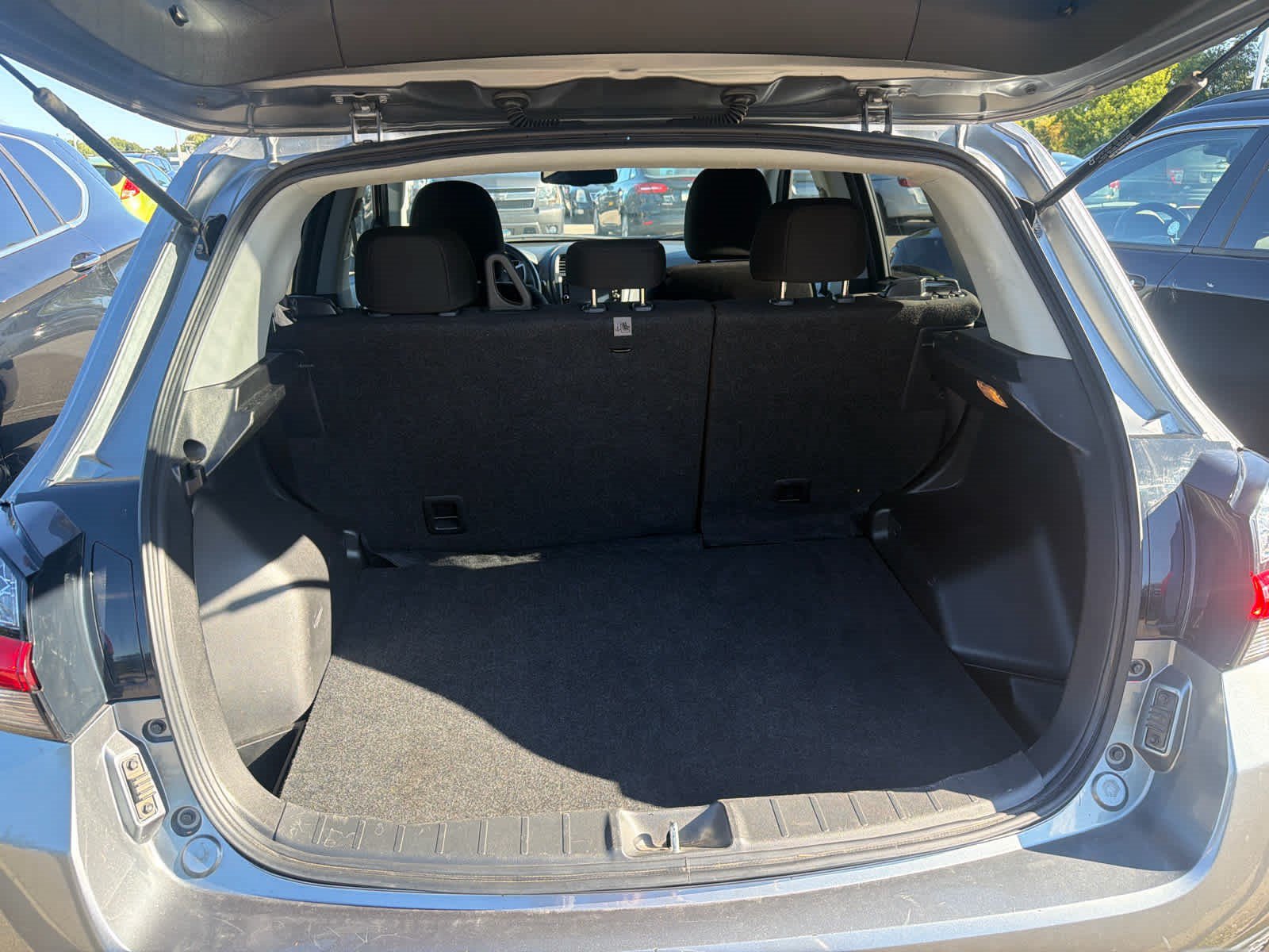 Used 2025 Mitsubishi Outlander Sport ES AWD/4WD image 6