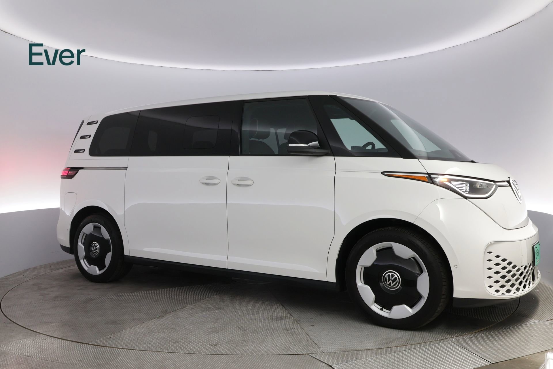 Used 2025 Volkswagen ID. Buzz Pro S image 14