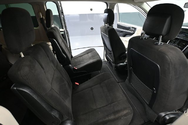 Used 2012 Dodge Grand Caravan SXT FWD image 34