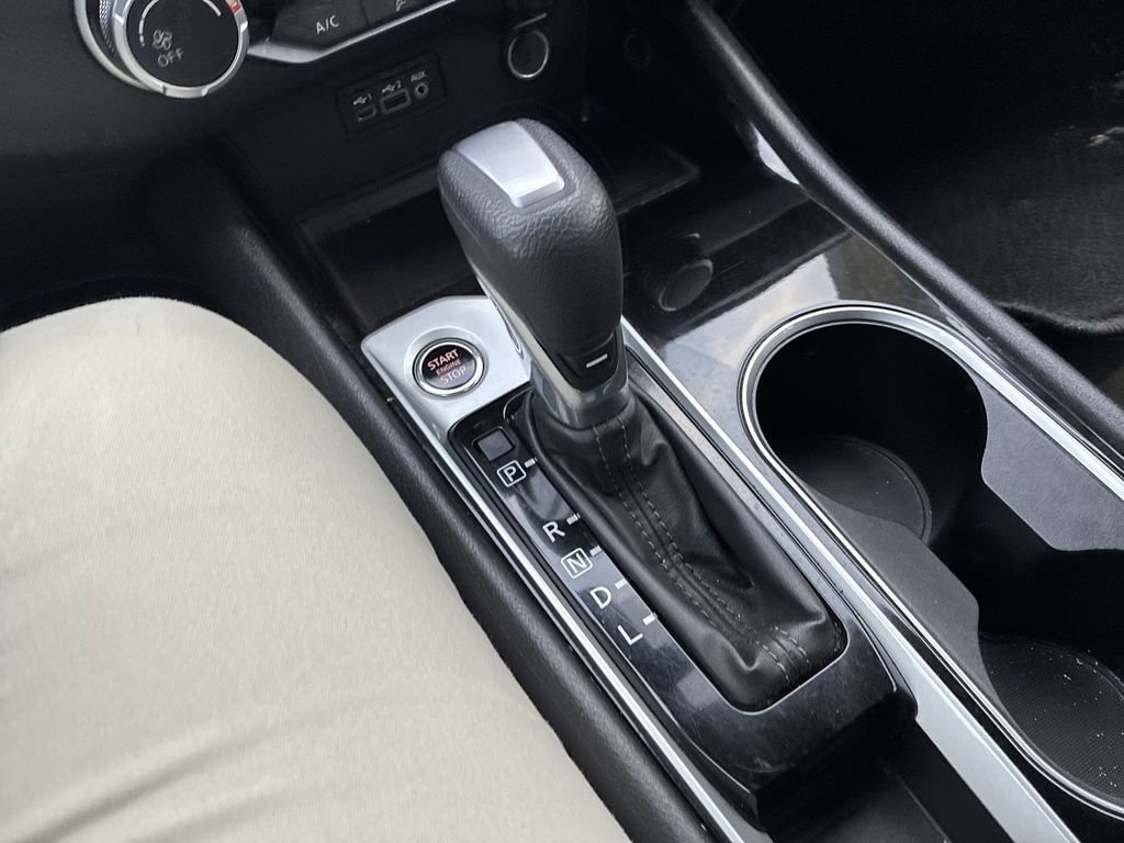 Used 2024 Nissan Altima 2.5 SV image 18