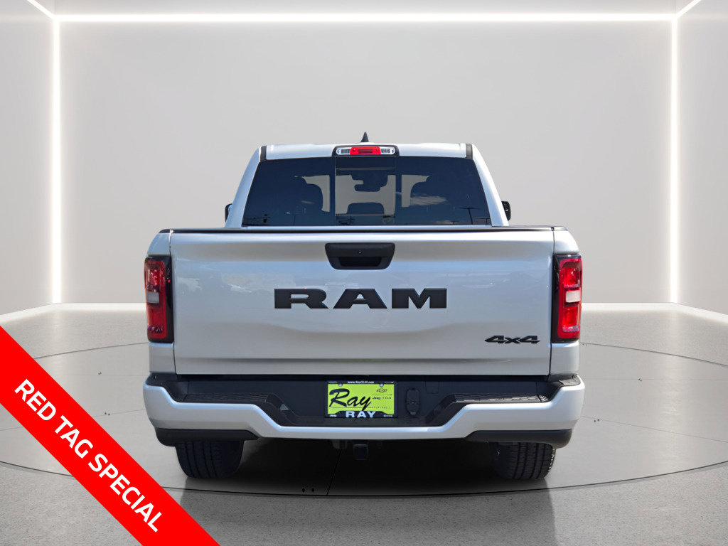 New 2026 RAM 1500 Express AWD/4WD image 8