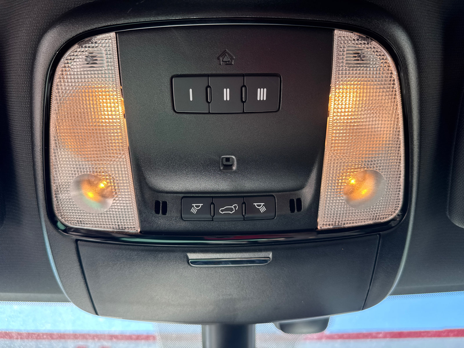 Used 2025 Dodge Durango GT AWD/4WD image 11