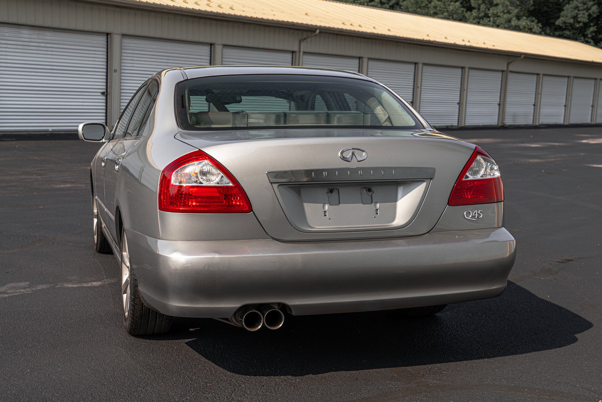 Used 2002 INFINITI Q45 image 3