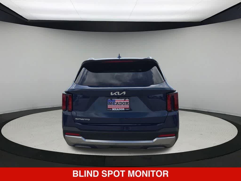 Used 2025 Kia Sorento S FWD image 5