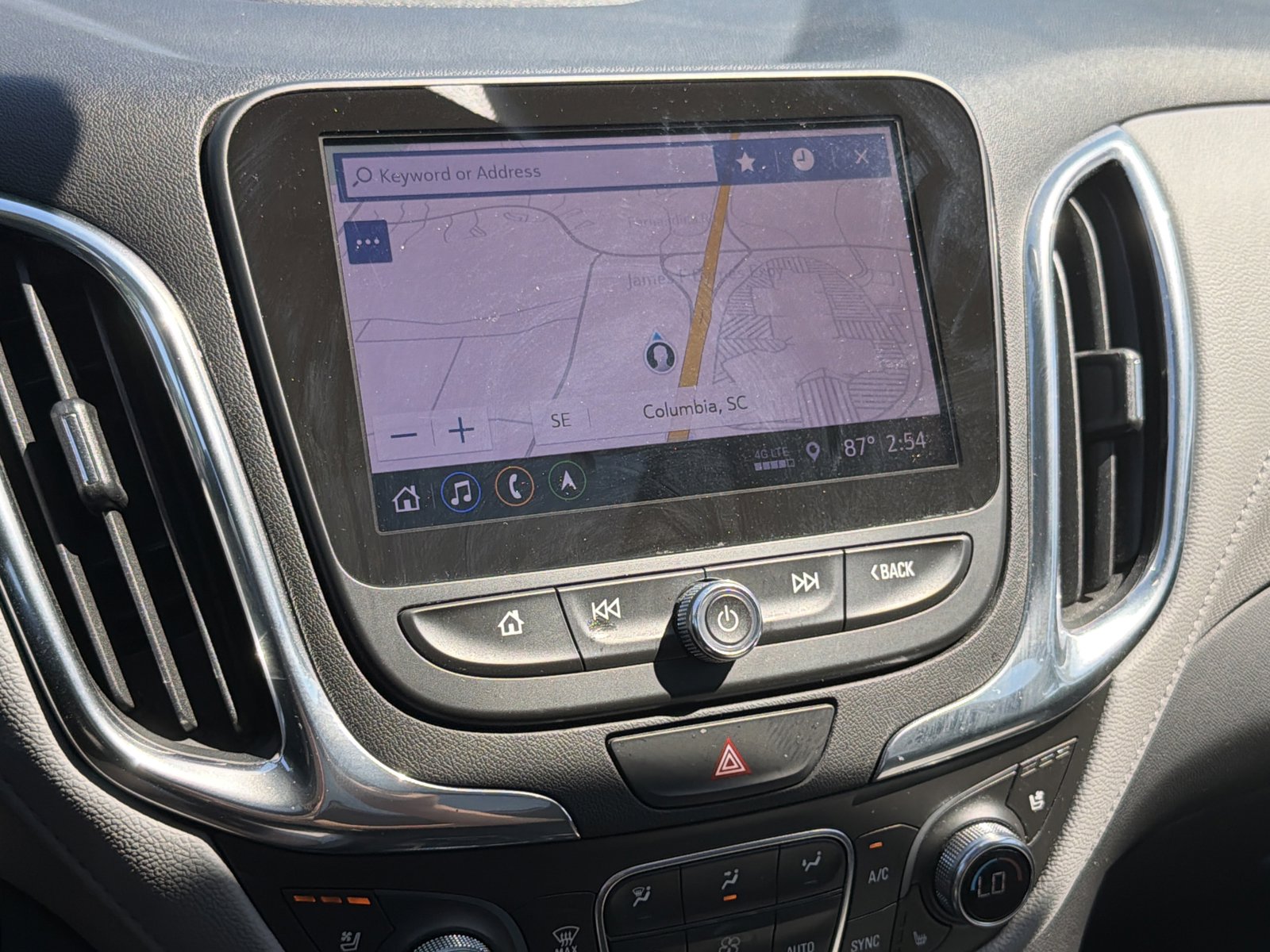 Used 2020 Chevrolet Equinox Premier image 24