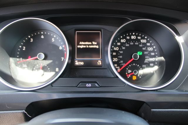 Used 2020 Volkswagen Tiguan SE R-Line FWD image 16
