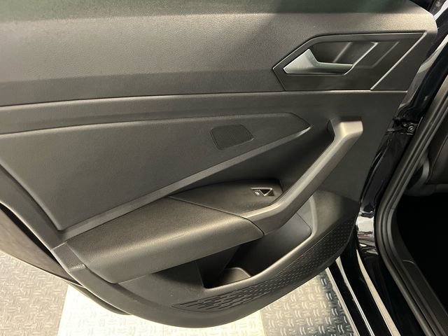 Used 2021 Volkswagen Jetta S image 17