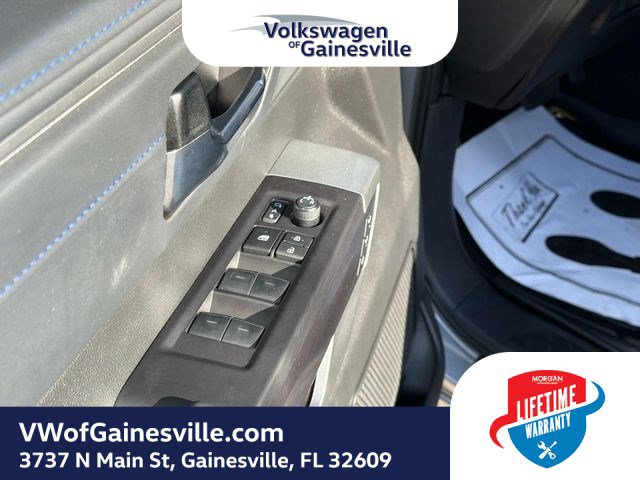 Used 2024 Toyota Tundra Platinum AWD/4WD image 18